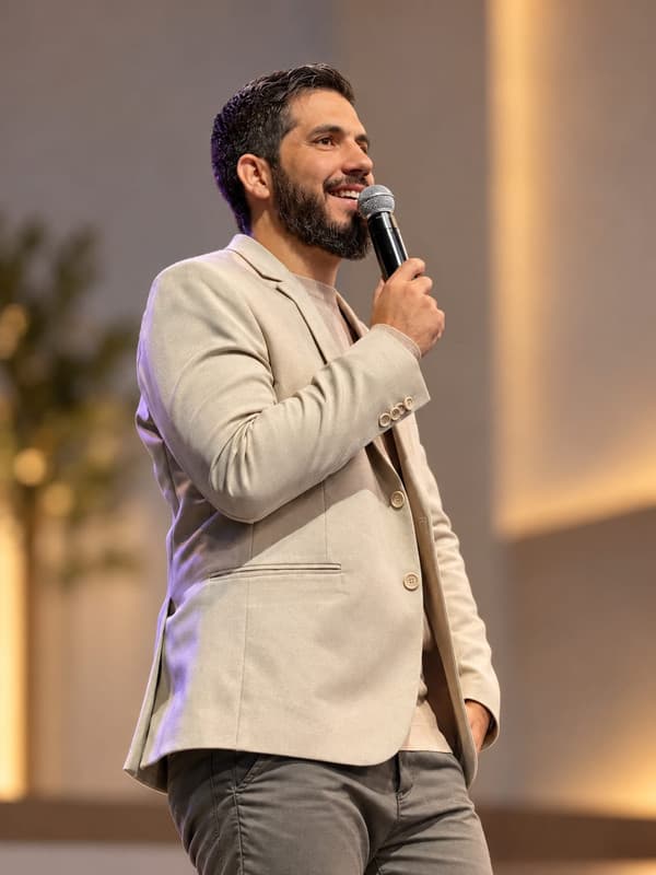 Bispo Douglas Lima